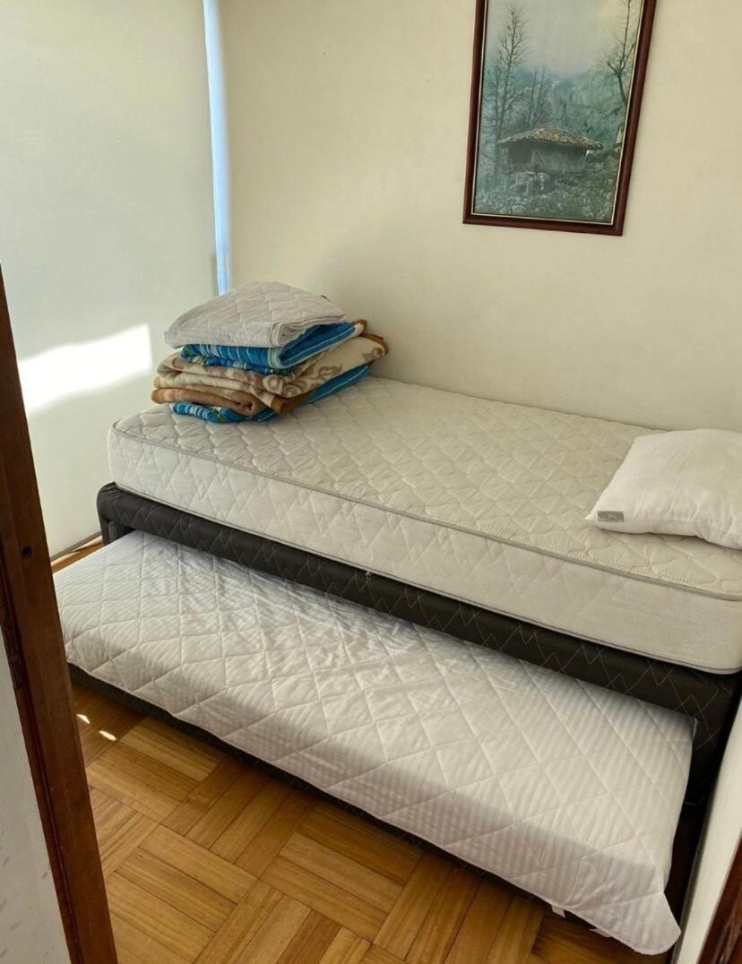 Apartamento Depto Av San Martin 4 Personas *